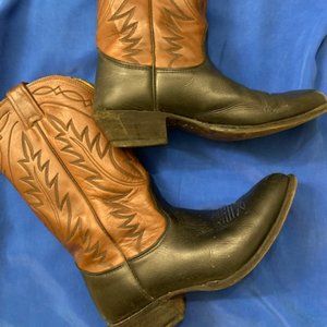 Women's Nokono custom made cowboy boots